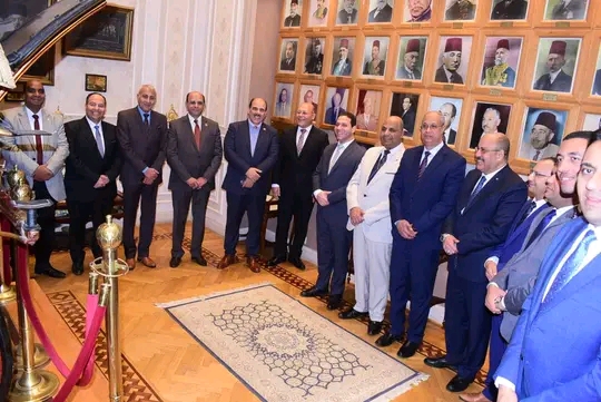 علي هامش زيارة مجلس النواب رئيس جامعة سوهاج والوفد الطلابي يتفقدوا الجمعية الجغرافية المصرية ومتحف المجلس