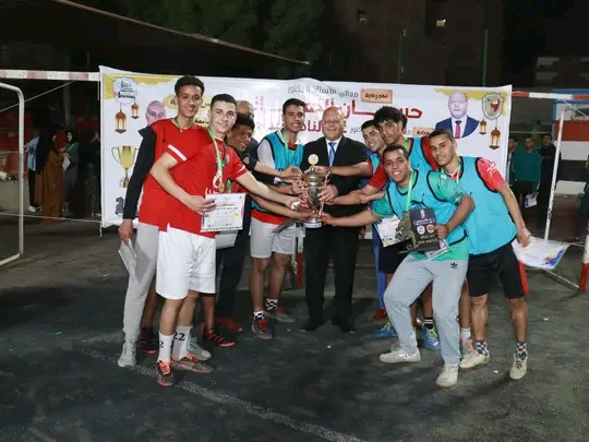 خلال حفل تكريم طلابها المتميزين النعماني يؤكد المدن الجامعية ليست للسكن فقط وإنما هي مكان لممارسة كافة الأنشطة الطلابية