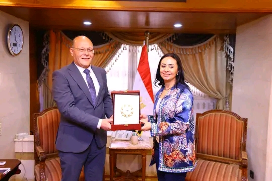 وزيرة التضامن الاجتماعي تخصص ٥٠ فرصة عمل لطلاب جامعة سوهاج وتقرر اجراء زيارة ميدانية لافتتاح مركز العزيمة لعلاج مرضي الإدمان