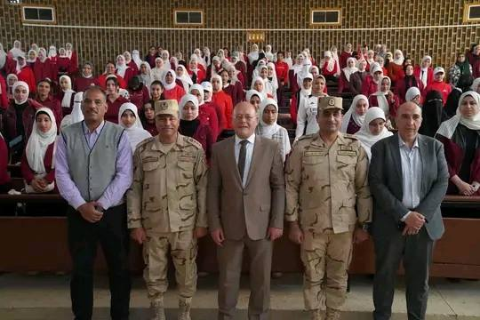 *تنفيذاً لبروتوكول التعاون بين قيادة قوات الدفاع الشعبى والعسكرى ووزارة التعليم العالي ٩٠٧١ طالبة بجامعة سوهاج يجتزن دورات التربية الوطنيه* …