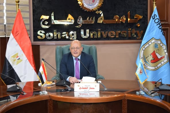 نجاح جراحة ميكروسكوبية دقيقة لاستئصال ورم بالمخ بمستشفى سوهاج الجامعي