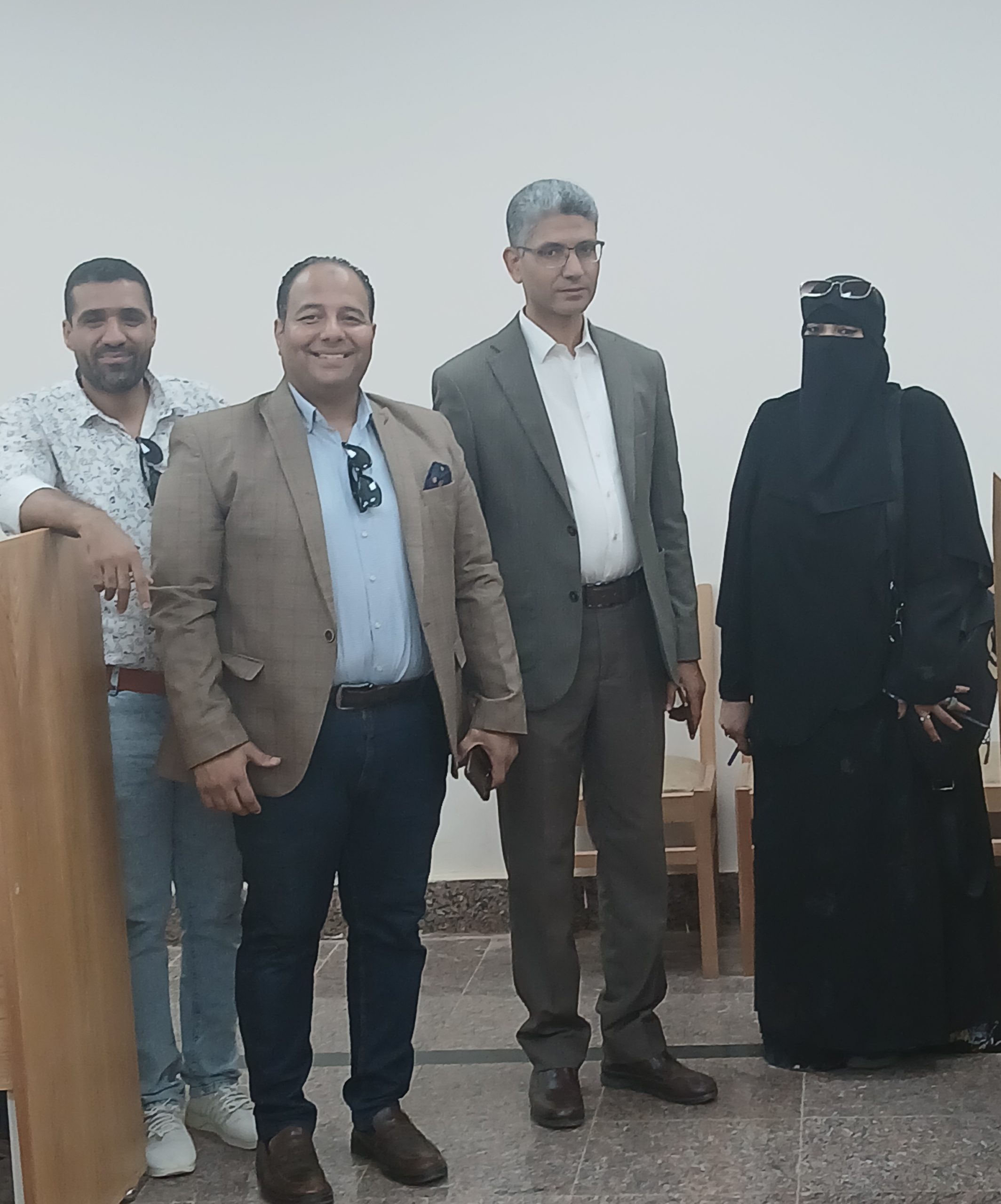 امتحانات الترم الصيفي بطب اسنان سوهاج