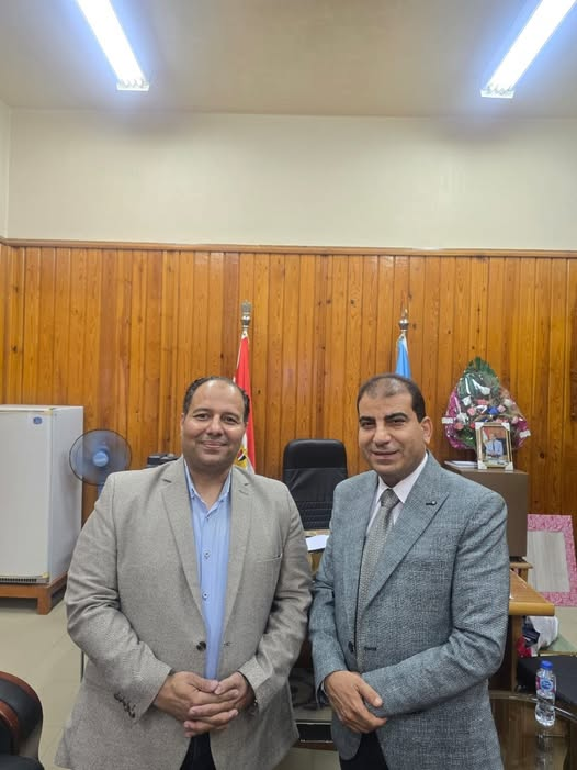 تعاون مشترك بين كلية طب وجراحة الفم والأسنان جامعة سوهاج وكلية طب الاسنان جامعة الازهر باسيوط