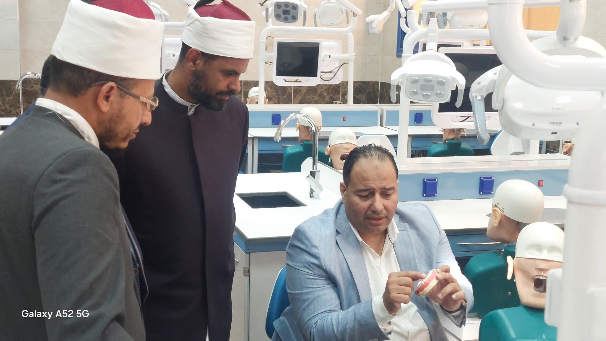 ندوه تثقيفية دينية بكلية طب وجراحة الفم والأسنان