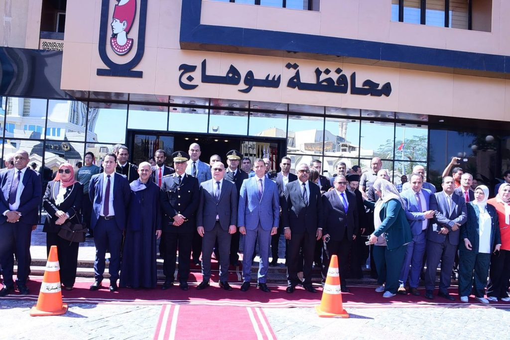 النعماني يشارك اللواء طارق راشد الاحتفال بالعيد القومي لمحافظة سوهاج يؤكد ذكري تجسد تاريخًا من البطولات