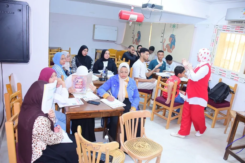 دورات متخصصة في ٨ لغات وترجمة معتمدة يقدمها مركز اللغات بجامعة سوهاج وخصم 50% لمنسوبيها