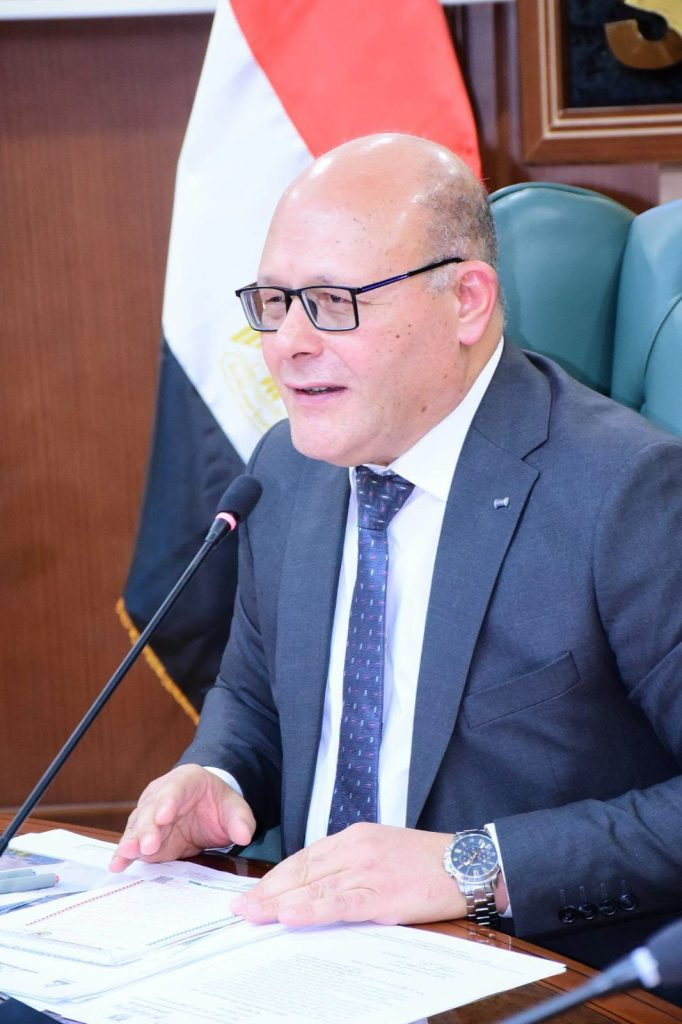 للعام الثاني علي التوالي جامعة سوهاج تتصدر مؤشرات أداء الجامعات المصرية على منصة البنك القومي للمعامل والأجهزة العلمية بنسبة 100%