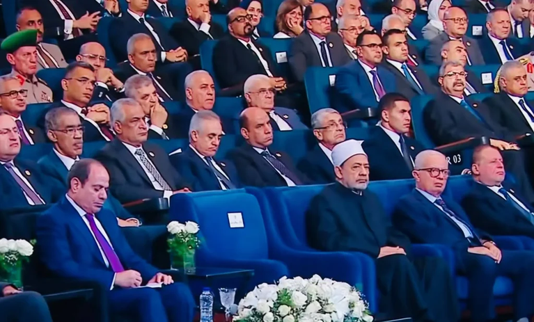رئيس جامعة سوهاج عقب ختام منتدى مصر